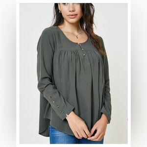 NEW Hayden Los Angeles Olive Green Long Button Sleeve Boho Tunic Top Sz Large I